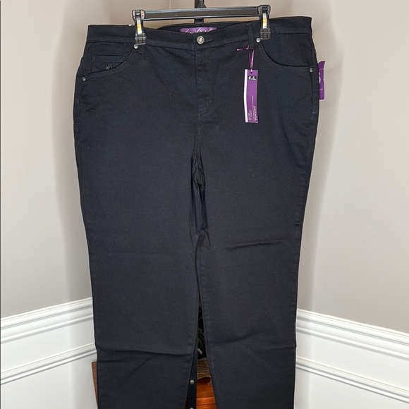 Gloria Vanderbilt Amanda Black Women's Jeans Size 18W Short - Picture 1 of 6